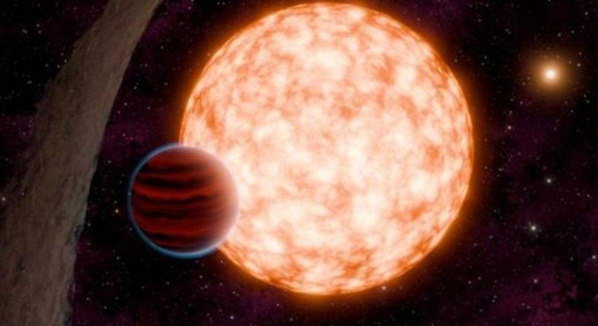 Una interpretación artística del sistema IRAS 04125+2902 (TIDYE-1). Las estrellas jóvenes como ésta están cubiertas de manchas estelares, regiones más frías que la superficie estelar circundante.