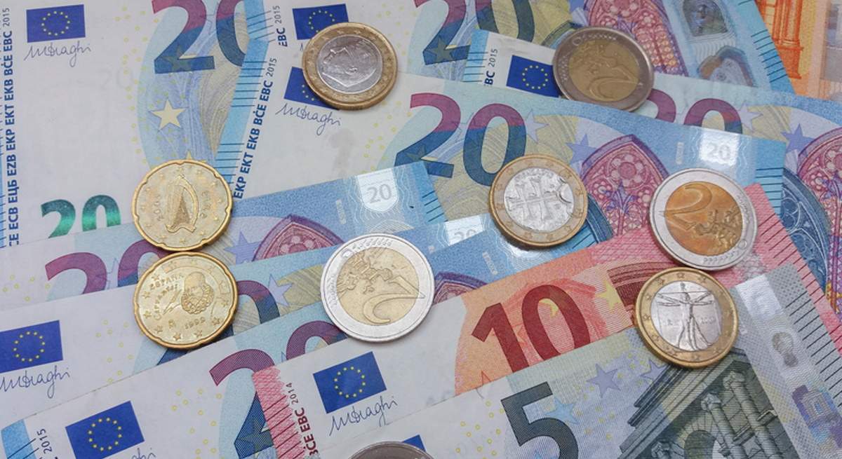 euro-dreamstime-1200.jpg