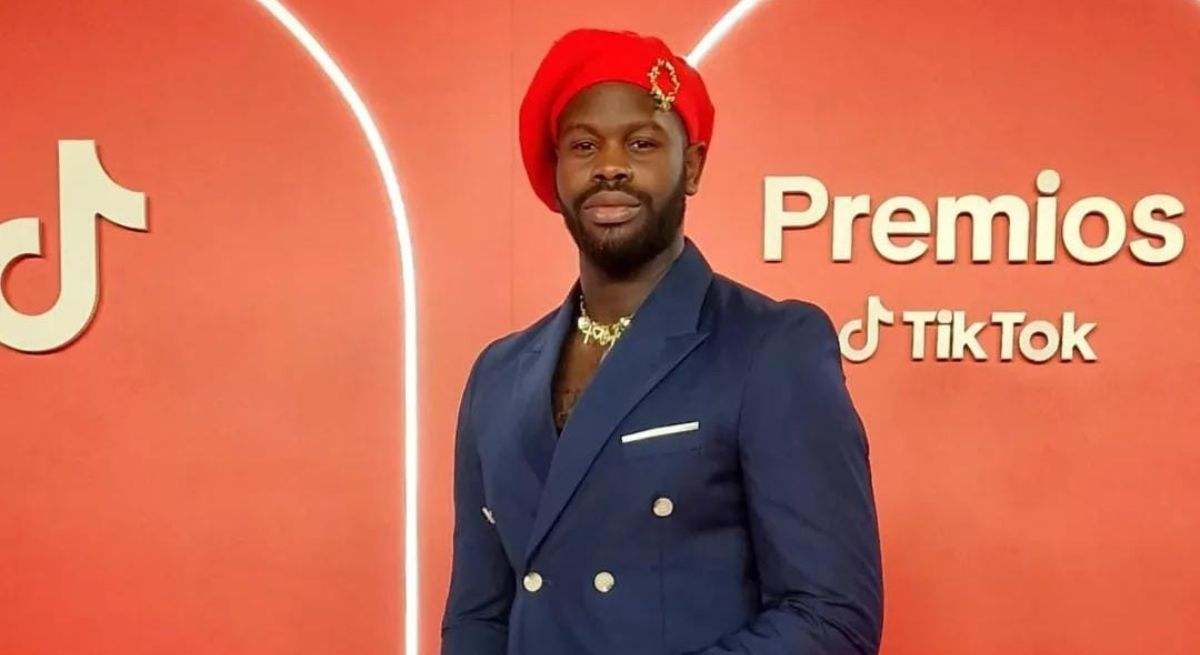 Quién es Lamine Thior, humorista y activista antirracista invitado al 'Late Xou': de su origen a sus proyectos actuales