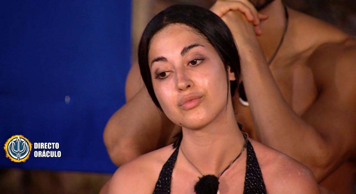 Samya Aghbalou vuelve a arremeter contra Laura Cuevas en 'Supervivientes 2025': "Si tiene que ver conmigo salto"
