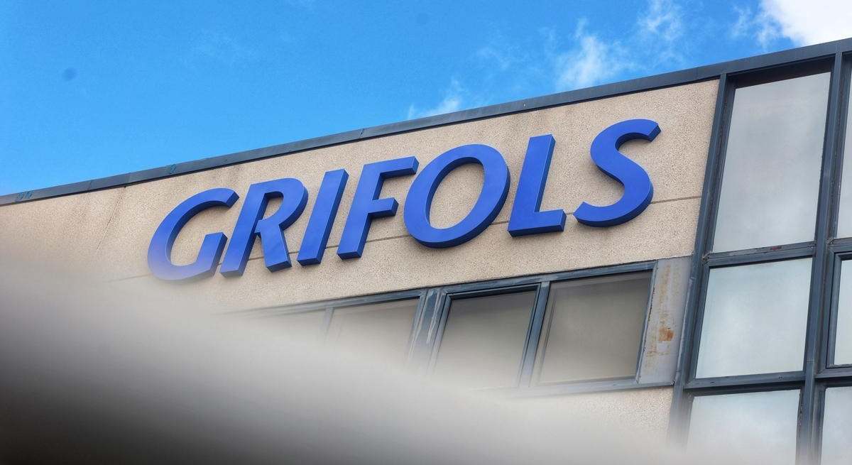 grifols_magnate_irrumpe