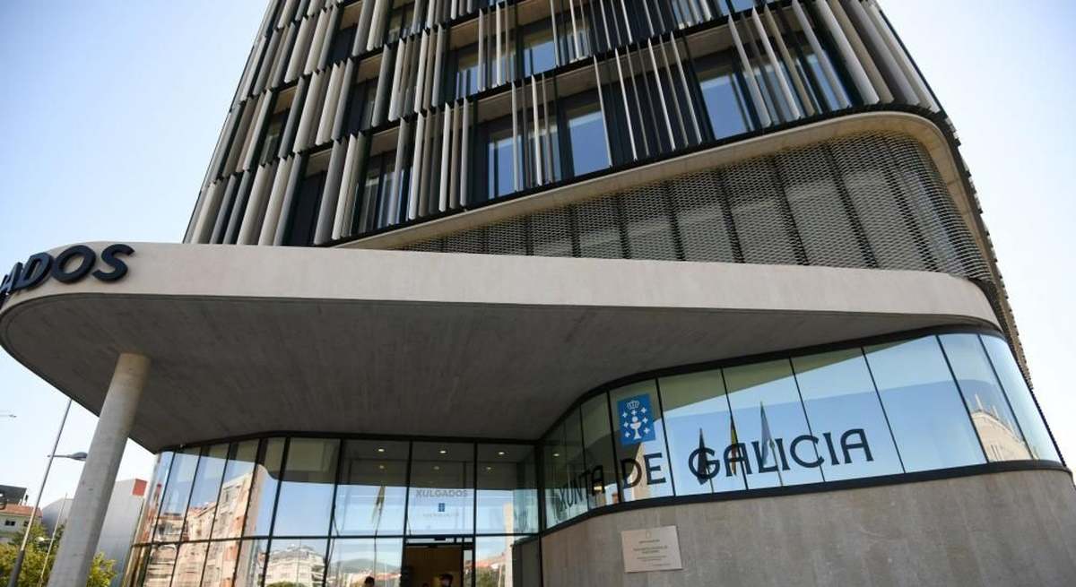Imagen del edificio de los Juzgados en la ciudad de Pontevedra.