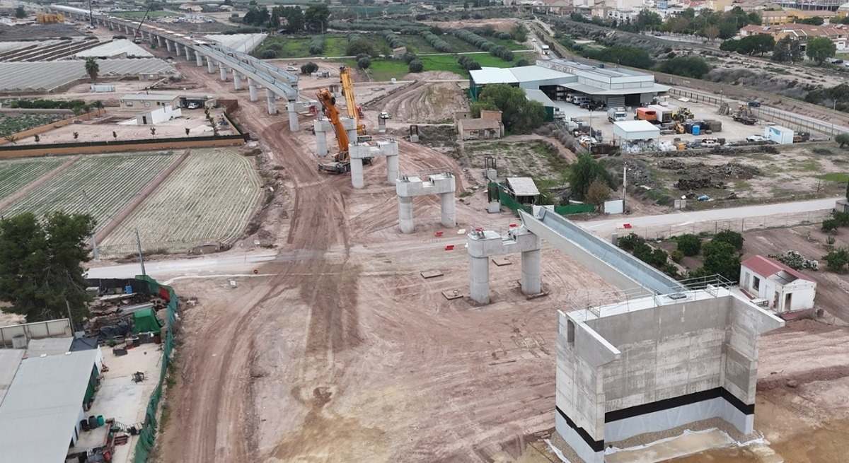 Construcción de la vía de alta velocidad entre Murcia y Lorca