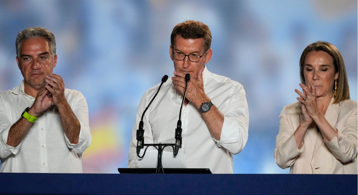 alberto-nunez-feijoo-pp-serio-resultados-23J-genova-bloomberg-1200x655.jpg
