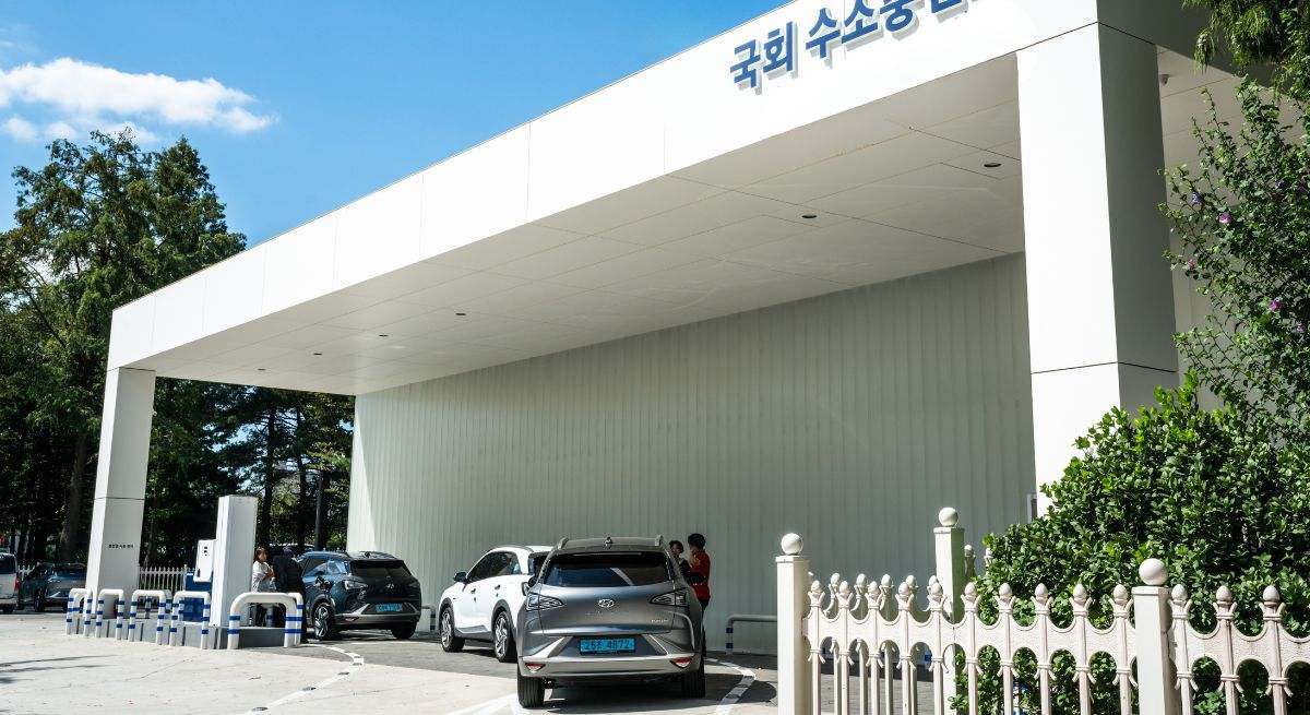 Coches repostando en Corea del Sur