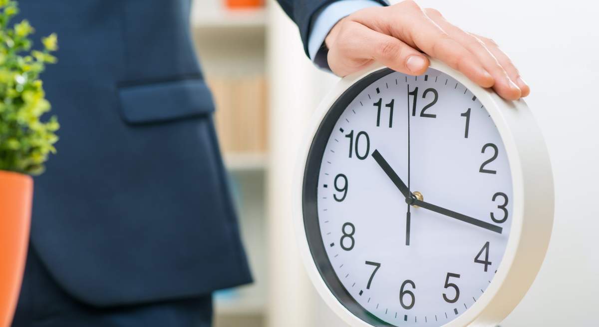 trabajo-horas-dreamstime.jpg