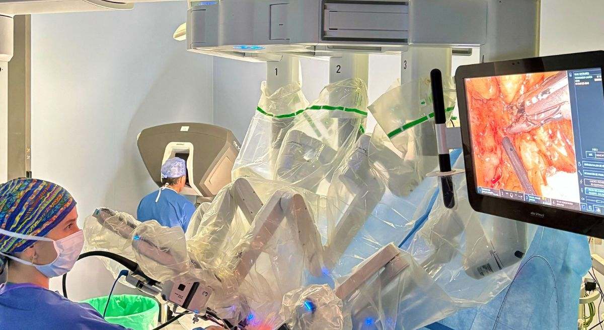 El Hospital Rey Juan Carlos supera las 3.000 intervenciones de cirugía robótica
