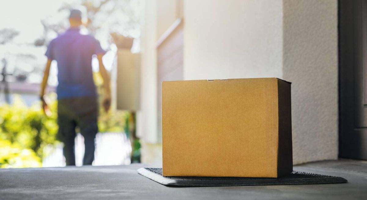 Por qué recibir un paquete no solicitado en tu casa es un peligro: mucho cuidado si pides por Amazon, Temu o Aliexpress