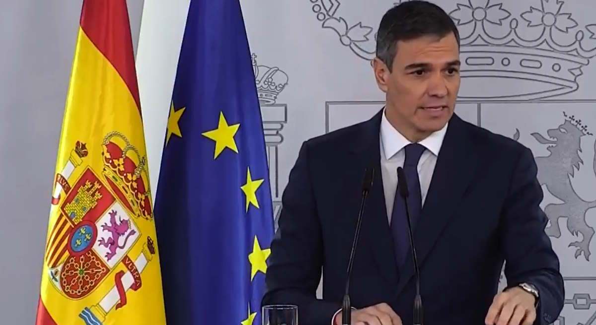 Pedro Sánchez en rueda de prensa por la DANA.