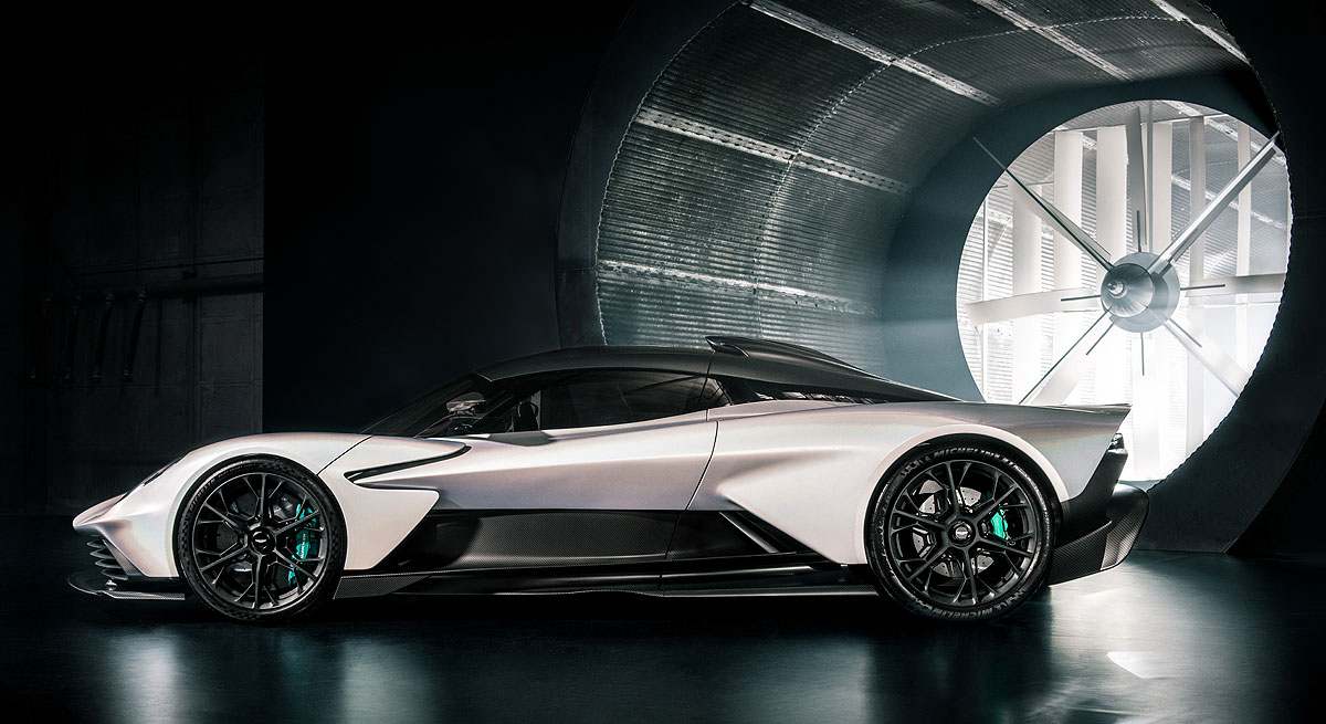 ASTON-MARTIN_VALHALLA_01.jpg