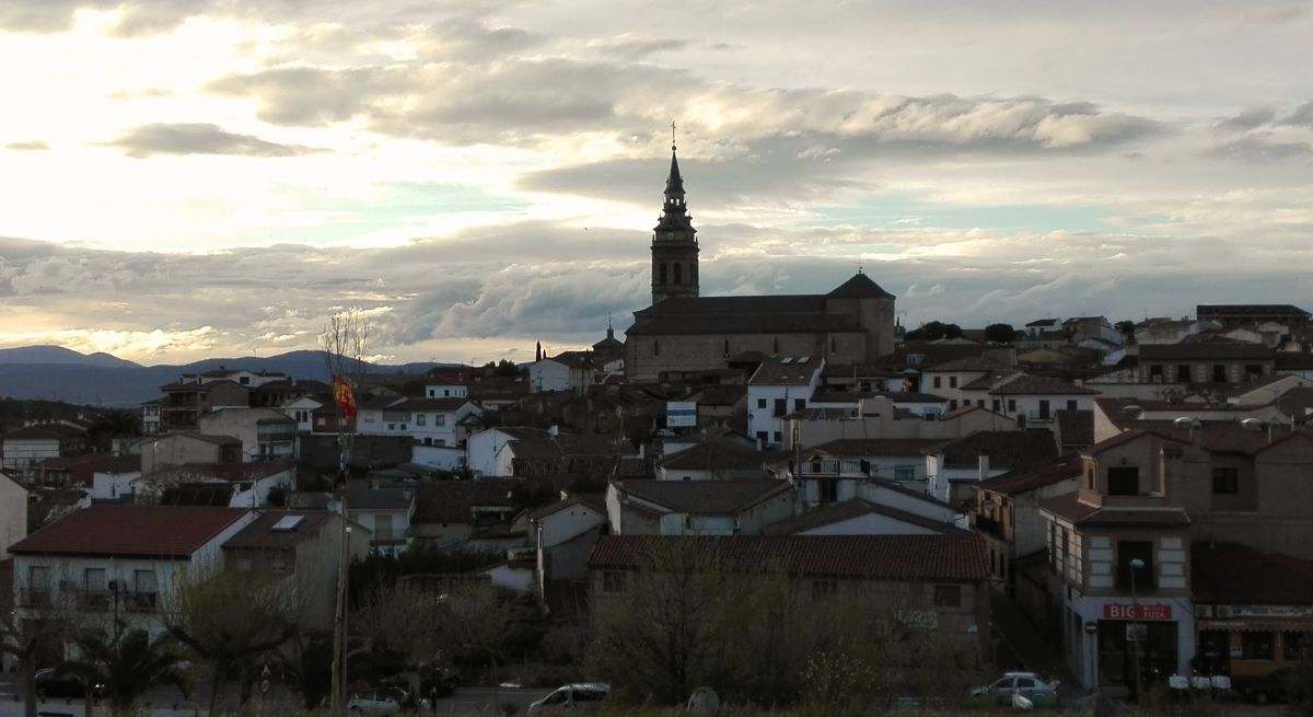 El pueblo de Toledo en el amanecer