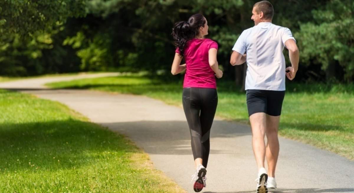 EuropaPress_1298515_correr_runing_pareja_corriendo_ejercicio_fisico-1.jpg