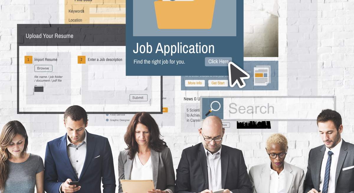 gente-busca-trabajo-online-dreamstime.jpg