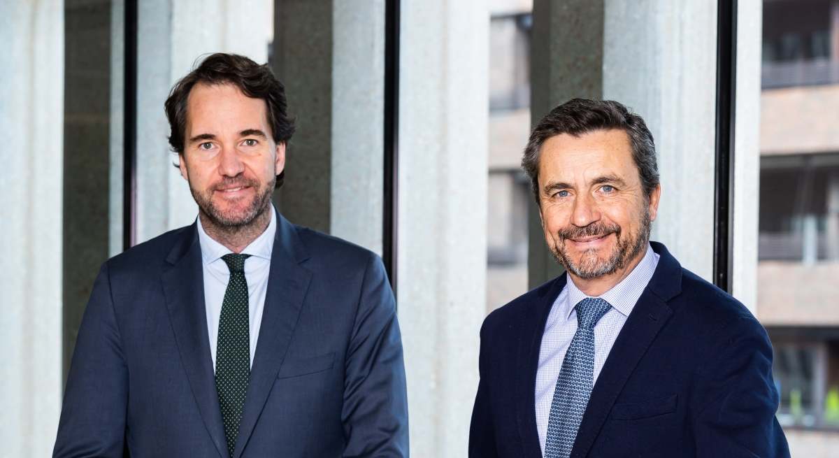 Alejandro-Adan-Socio-de-Real-Estate-y-Eduardo-Fernandez-Cuesta-Socio-y-Responsable-de-Real-Estate-2-3-1.jpg