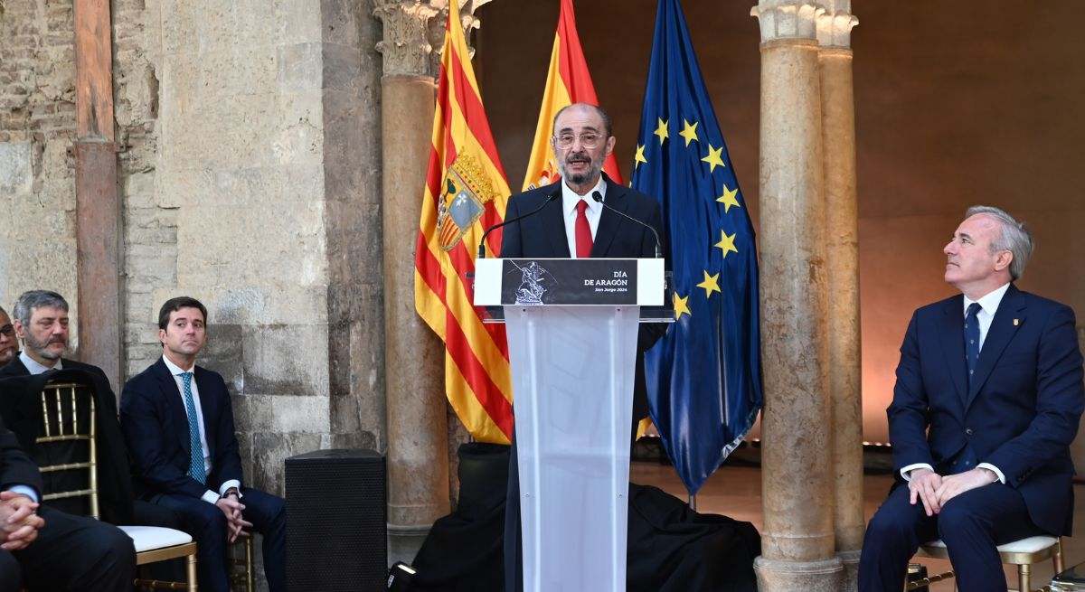 El senador y secretario general del PSOE en Aragón Javier Lambán. / Foto: EP