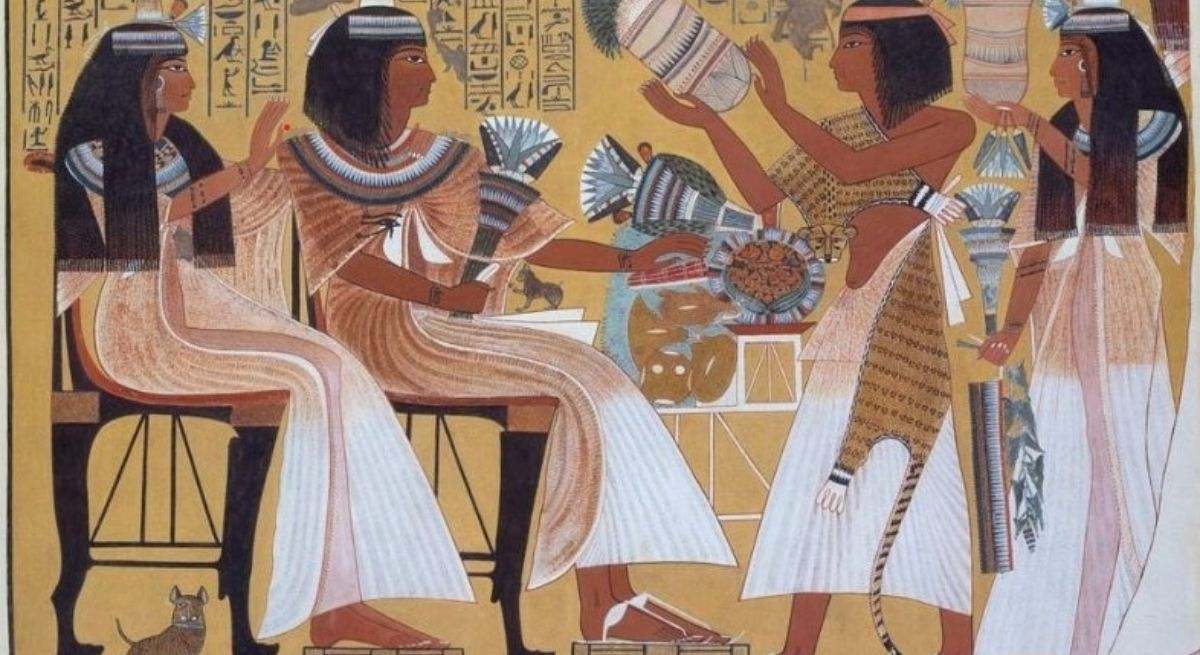 Grabado de una escena familiar del antiguo Egipto. / Foto: EP