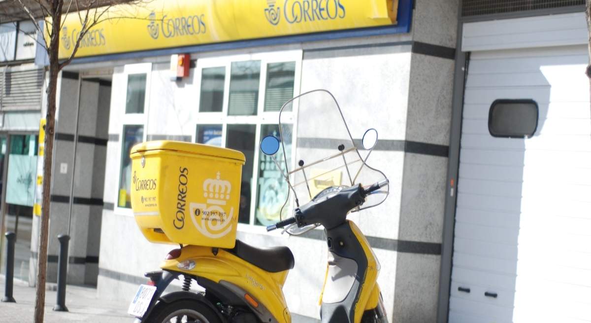 correos-moto-1.jpg