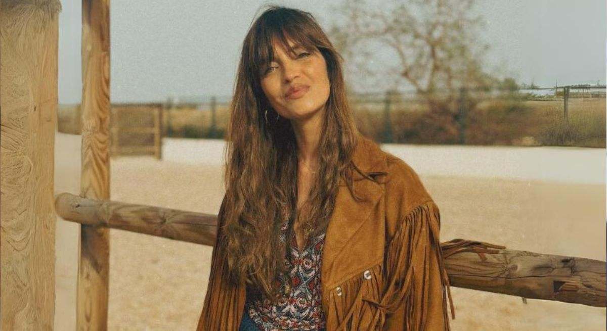 sara-carbonero-chaqueta-.jpg