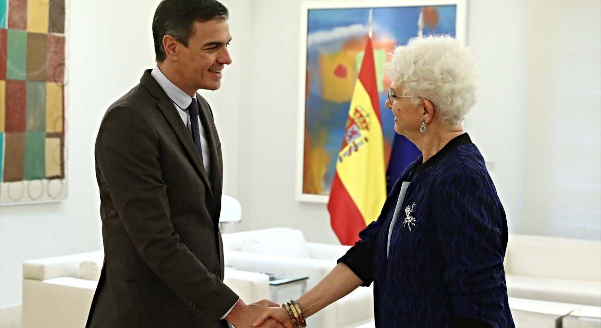 El presidente del Gobierno, Pedro Sánchez, mantiene un encuentro con la embajadora de Israel en España y Andorra, Rodica Radian-Gordon / EP