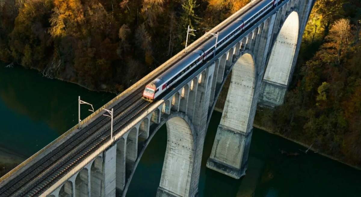 tren-recurso-puente-sbb.jpg