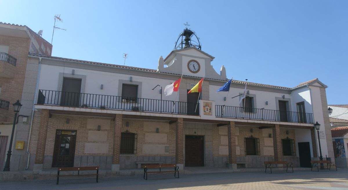 Ayuntamiento de El Carpio de Tajo, en Toledo. / Foto: Wikipedia -Rodelar