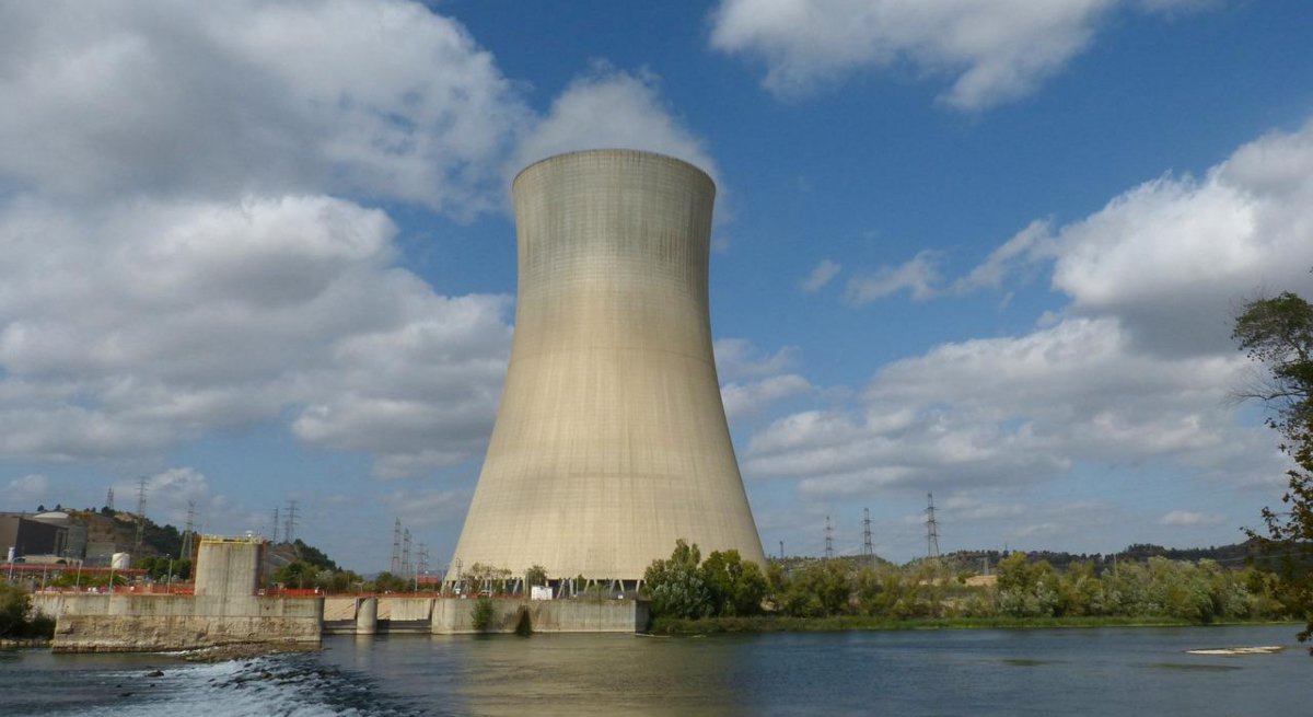 ebro-ge2a52a146_1280-1.jpg