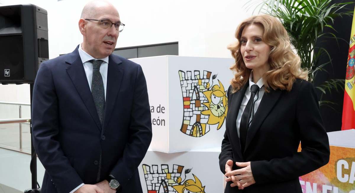 los viceconsejeros de Acción Cultural y Economía y Competitividad, Mar Sancho y Carlos Martín Tobalina
