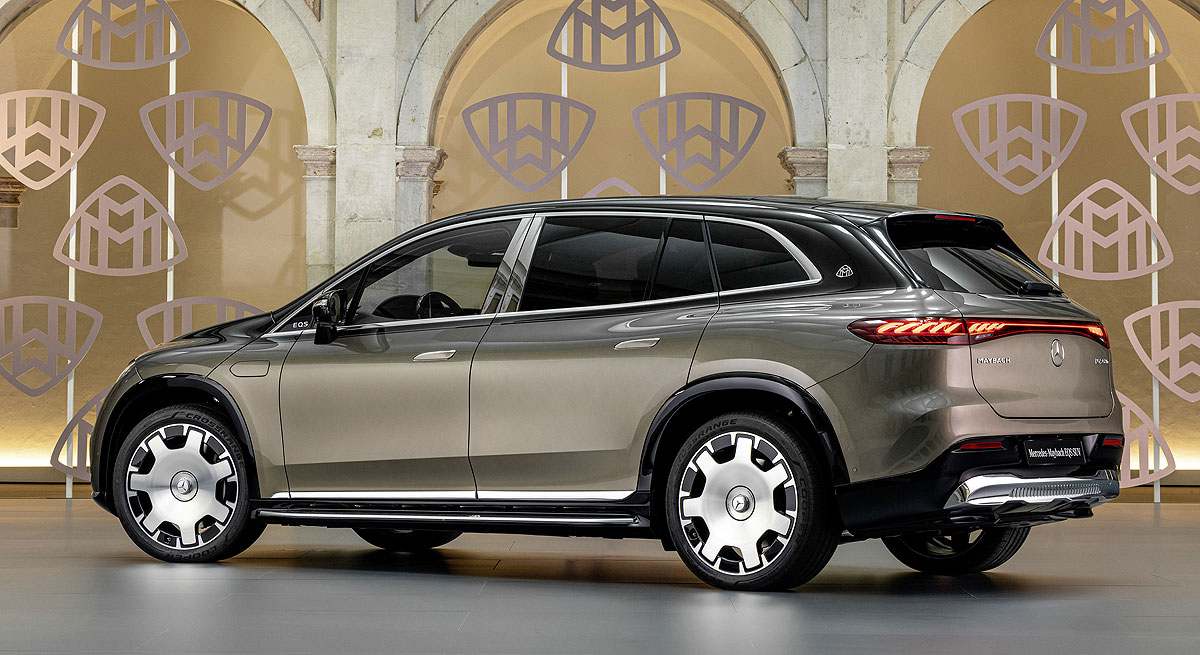 MERCEDES-MAYBACH_01.jpg