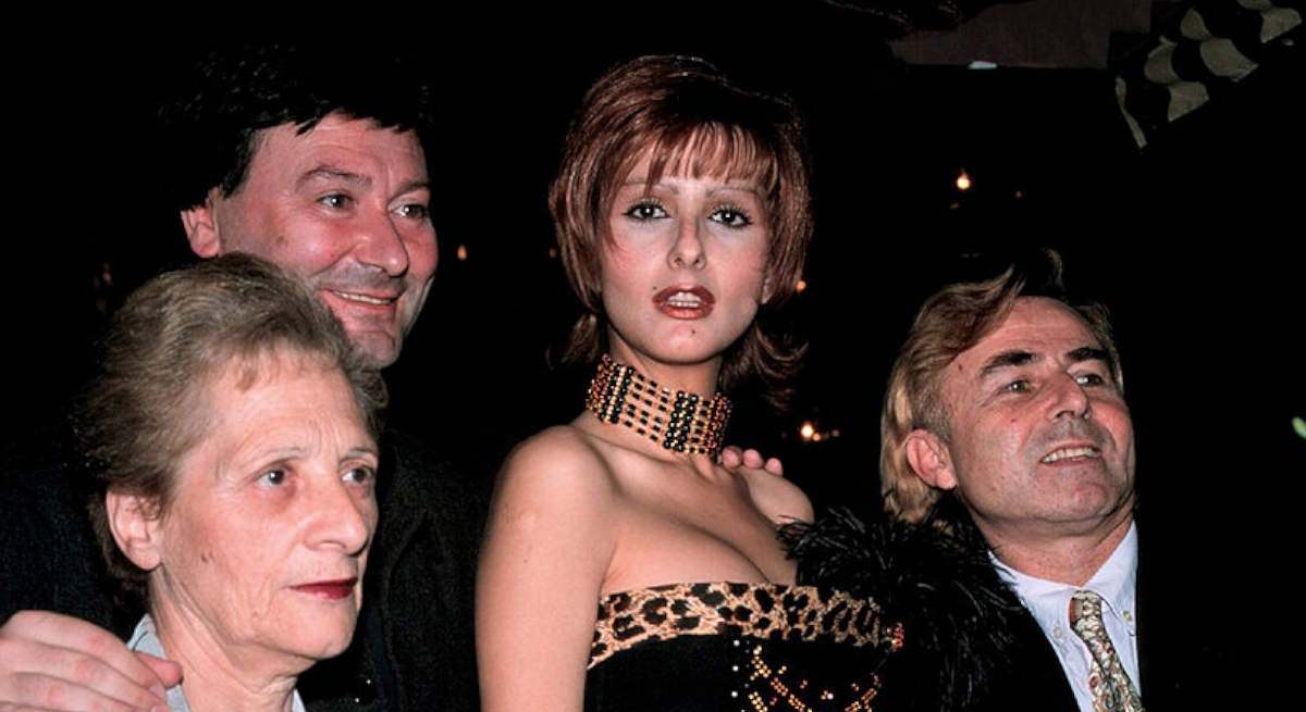 Margarita Seisdedos, Leonardo Dantés, Yurena y Tony Genil en octubre de 2000