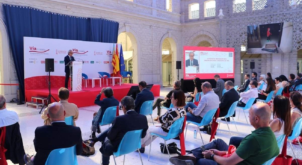 thumbnail_02-Francisco-Perez-V-Congreso-Eco-Val.jpg