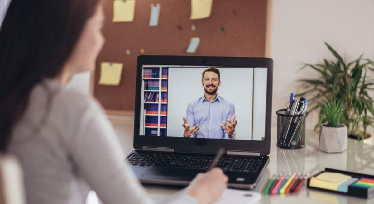 coaching-mentoring-istock.jpg