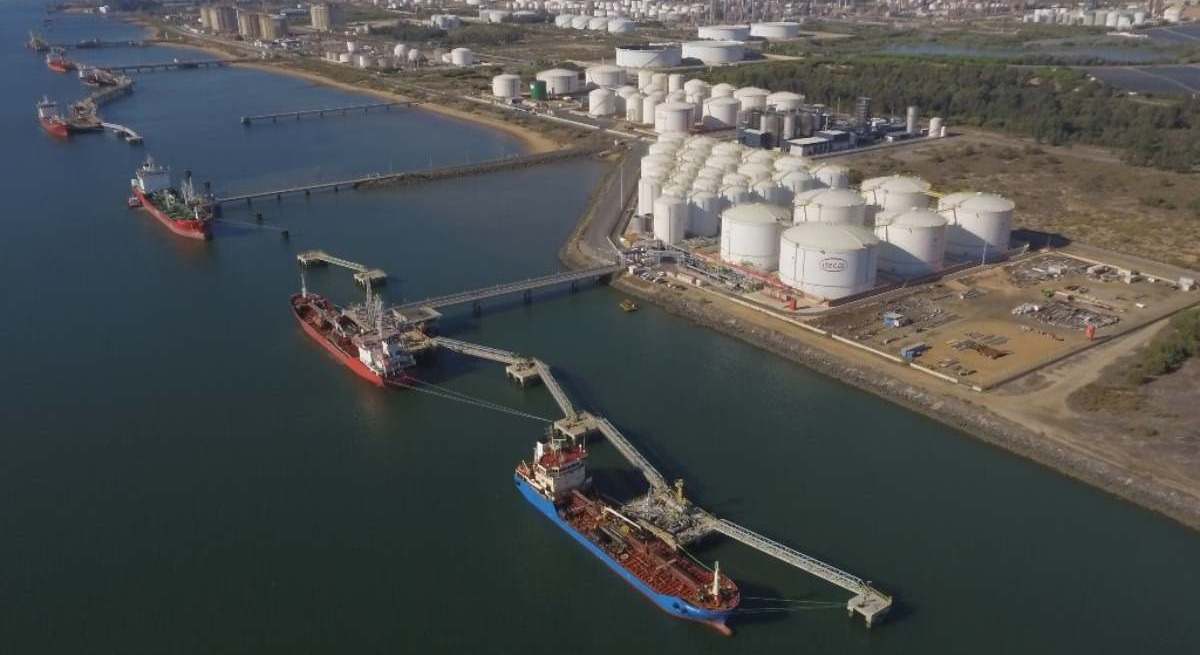 Zona portuaria e industrial de Huelva en una imagen de archivo.