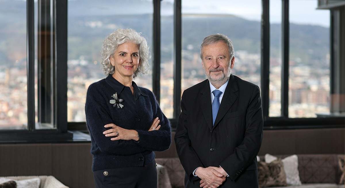 Amparo Moraleda, vicepresidenta de CaixaBank, junto a Tomás Muniesa, presidente.e