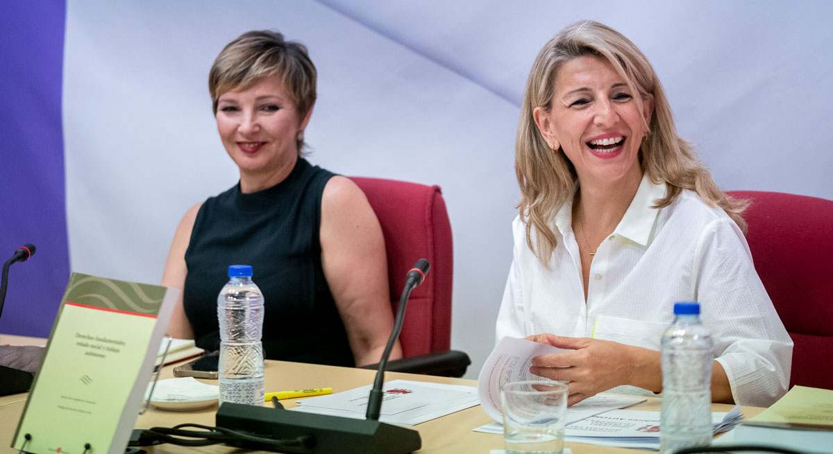 La secretaria general de UATAE, María José Landaburu, junto a Yolanda Díaz. EP
