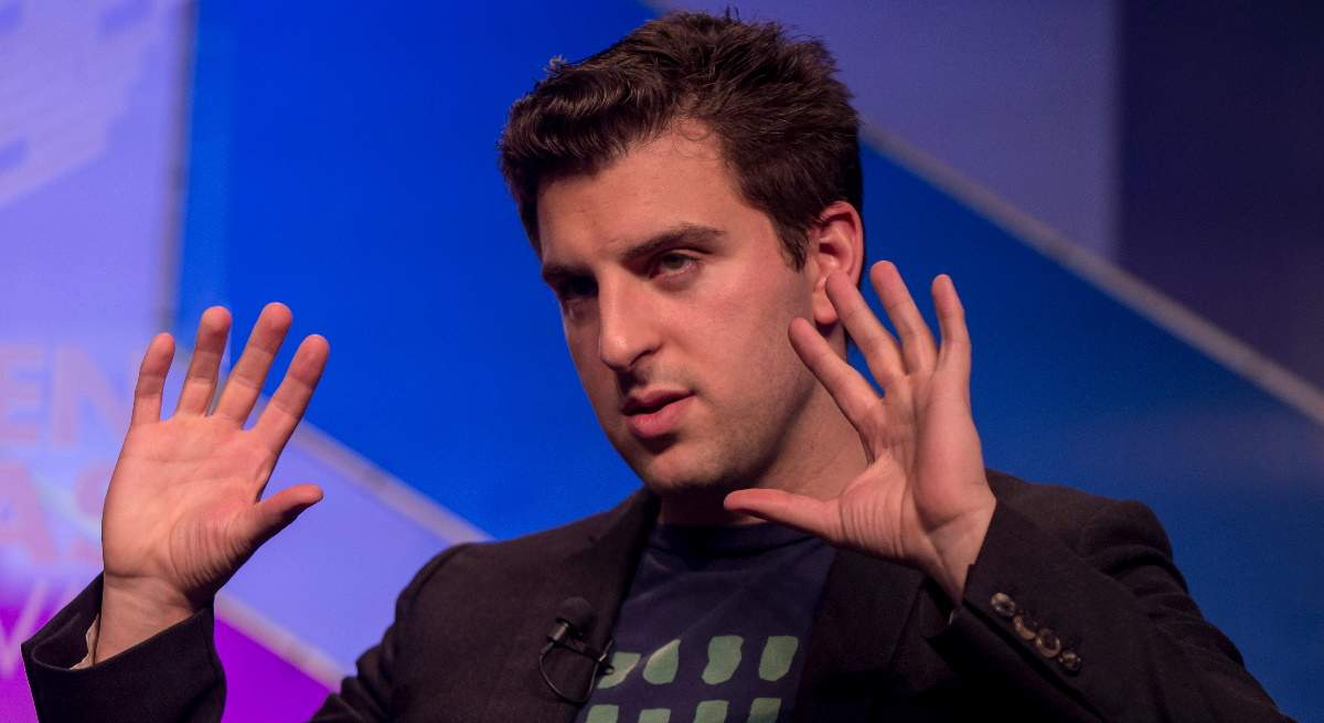 El-consejero-delegado-de-Airbnb-Brian-Chesky--Alamy.jpg