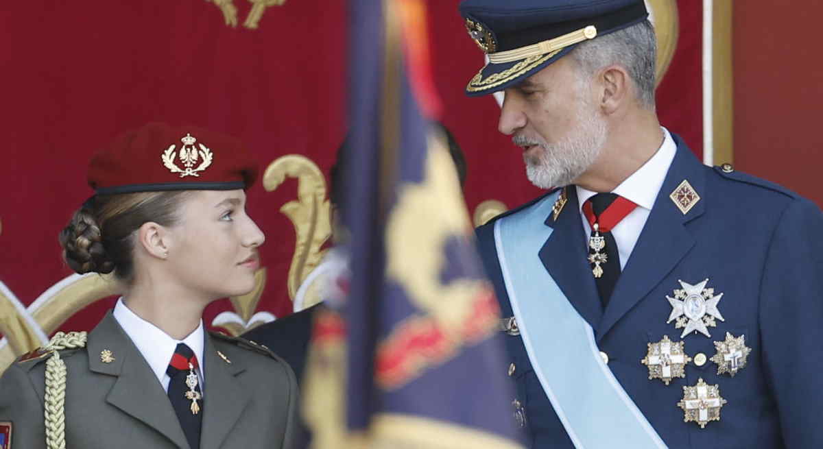 mirada-leonor-a-su-padre-12001.jpg
