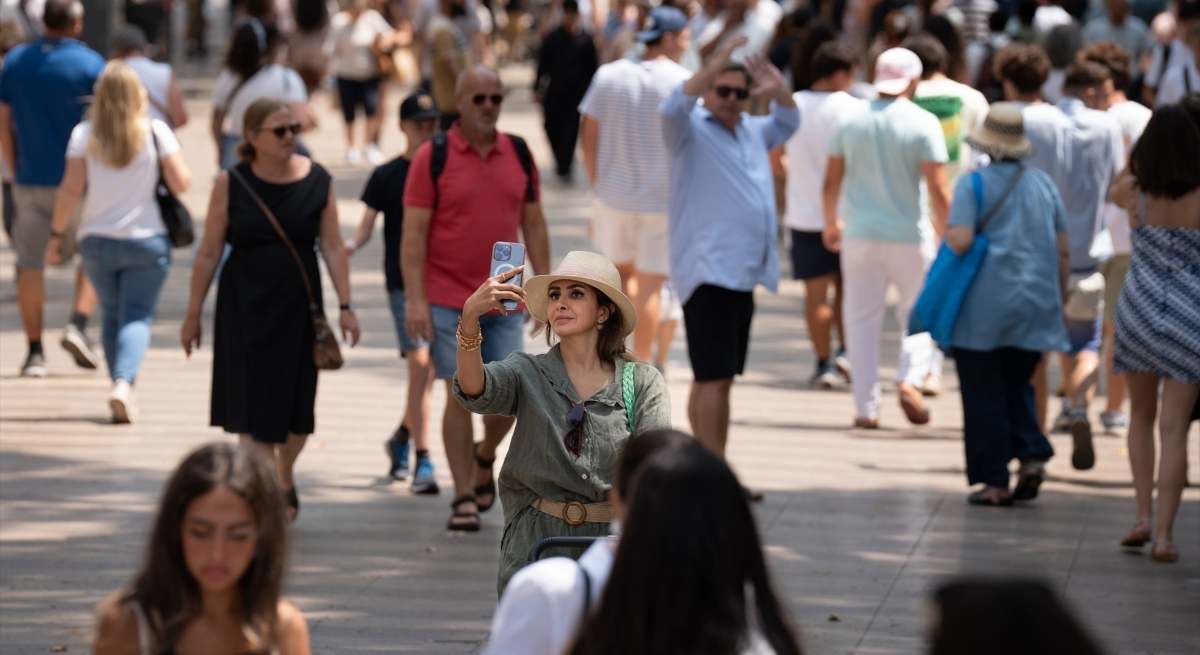 Turistas en Las Ramblas de Barcelona / EP