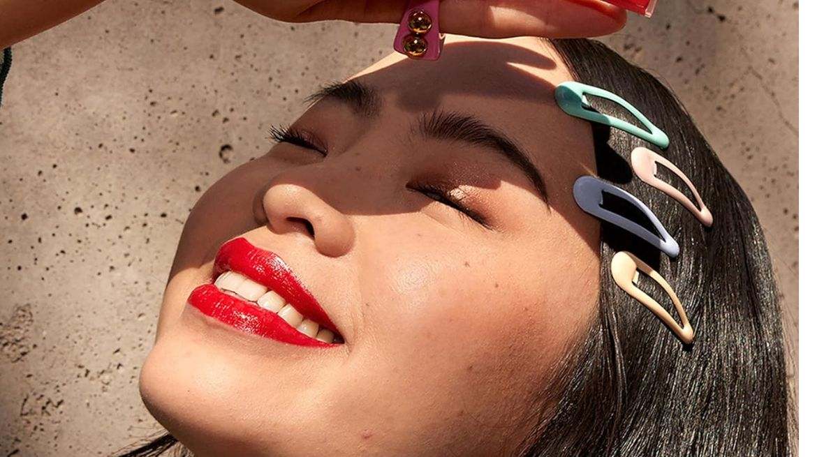 Labial hidratante The Color Lip Glow 244 Rojo de 3INA