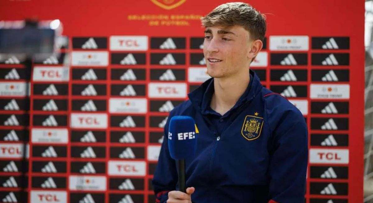 Quién es Dean Huijsen, el sustituto de Íñigo Martínez en la lista de Luis de la Fuente para la Selección Española