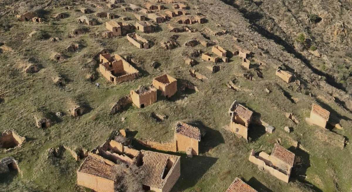 bodegas subterráneas en Torrijo de la Cañada