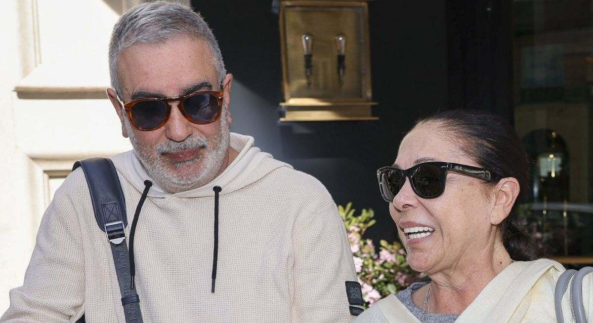 isabel-pantoja-y-su-hermano-agustin-.jpg
