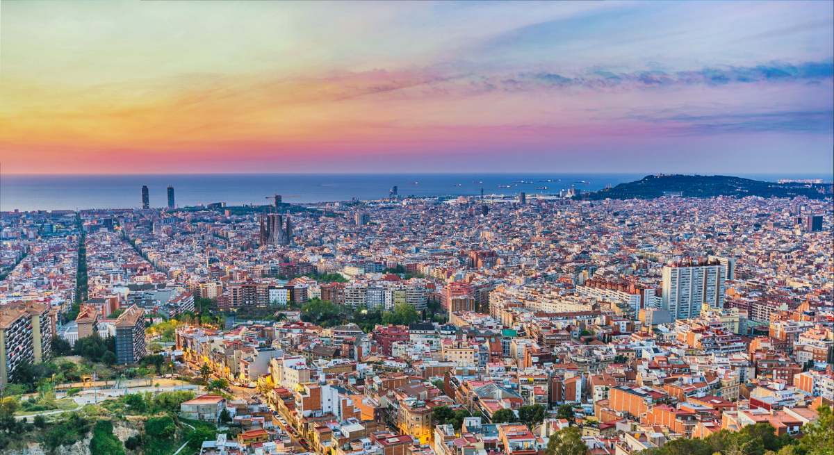 barcelona-atardecer-vivienda-dreamstime.jpg