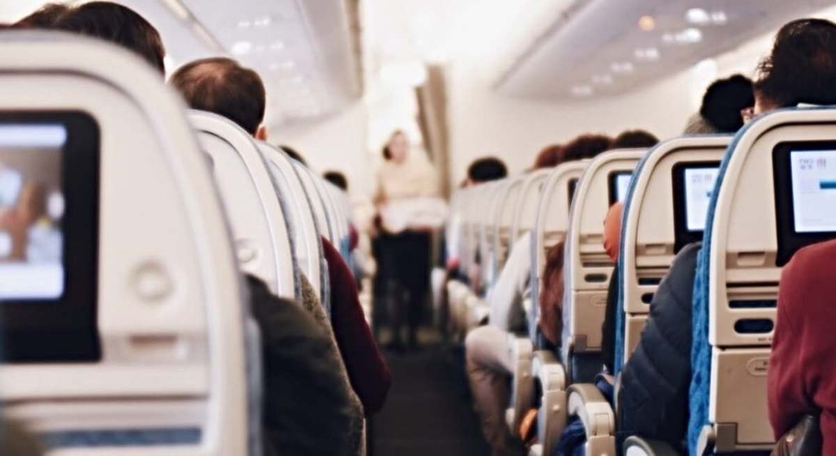 Interior de un avión / EP