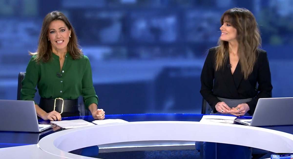 Ángeles Blanco e Isabel Jiménez en Informativos Telecinco