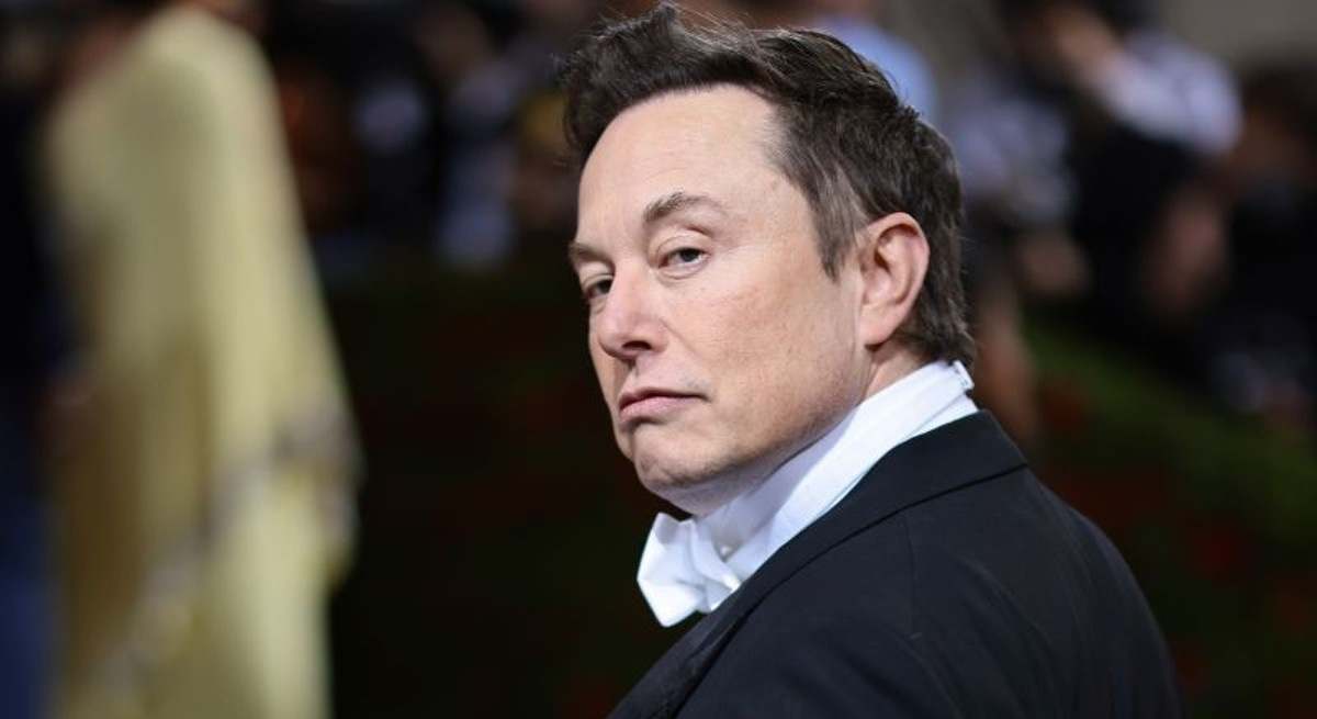 Elon Musk monta un harén en un complejo de mansiones para que vivan sus 11 hijos y sus madres