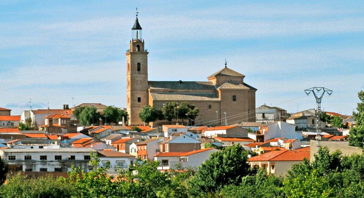 El pueblo con uno de los nombres más curiosos de España tiene un castillo edificado sobre una antigua fortaleza romana
