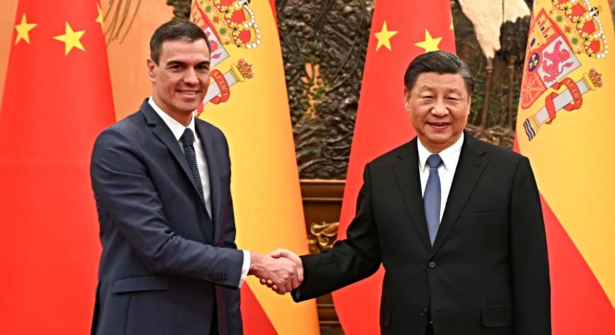 Pedro Sánchez y Xi Jinping durante la visita del presidente español a China en marzo de 2023