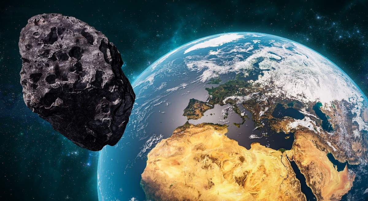 asteroide-planeta-tierra-espacio-alamy.jpg