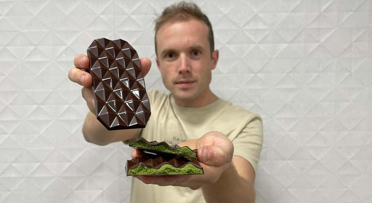 El maestro chocolatero Lluc Crusellas
