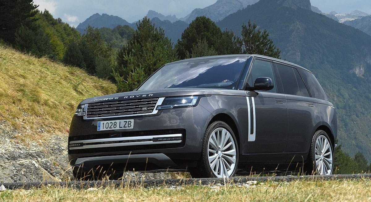 RANGE_ROVER-01.jpg